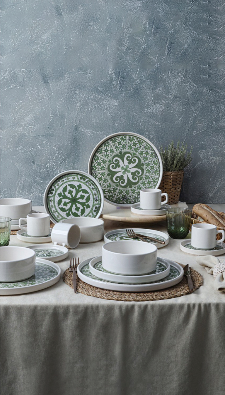 Timeless Stackable Breakfast/Dinner set